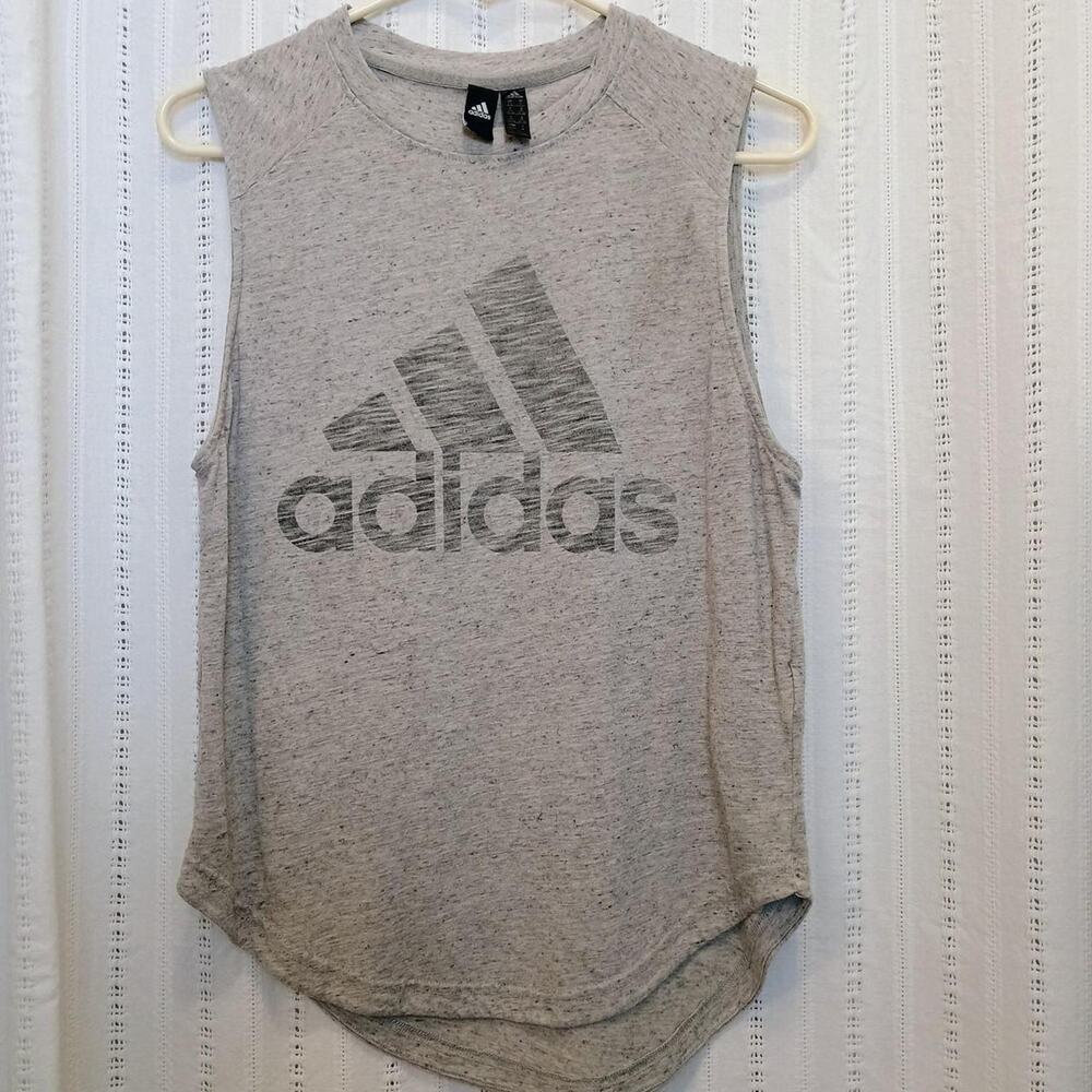✨ 3 / $15 DEAL ✨ Adidas Gray Tank Top XS